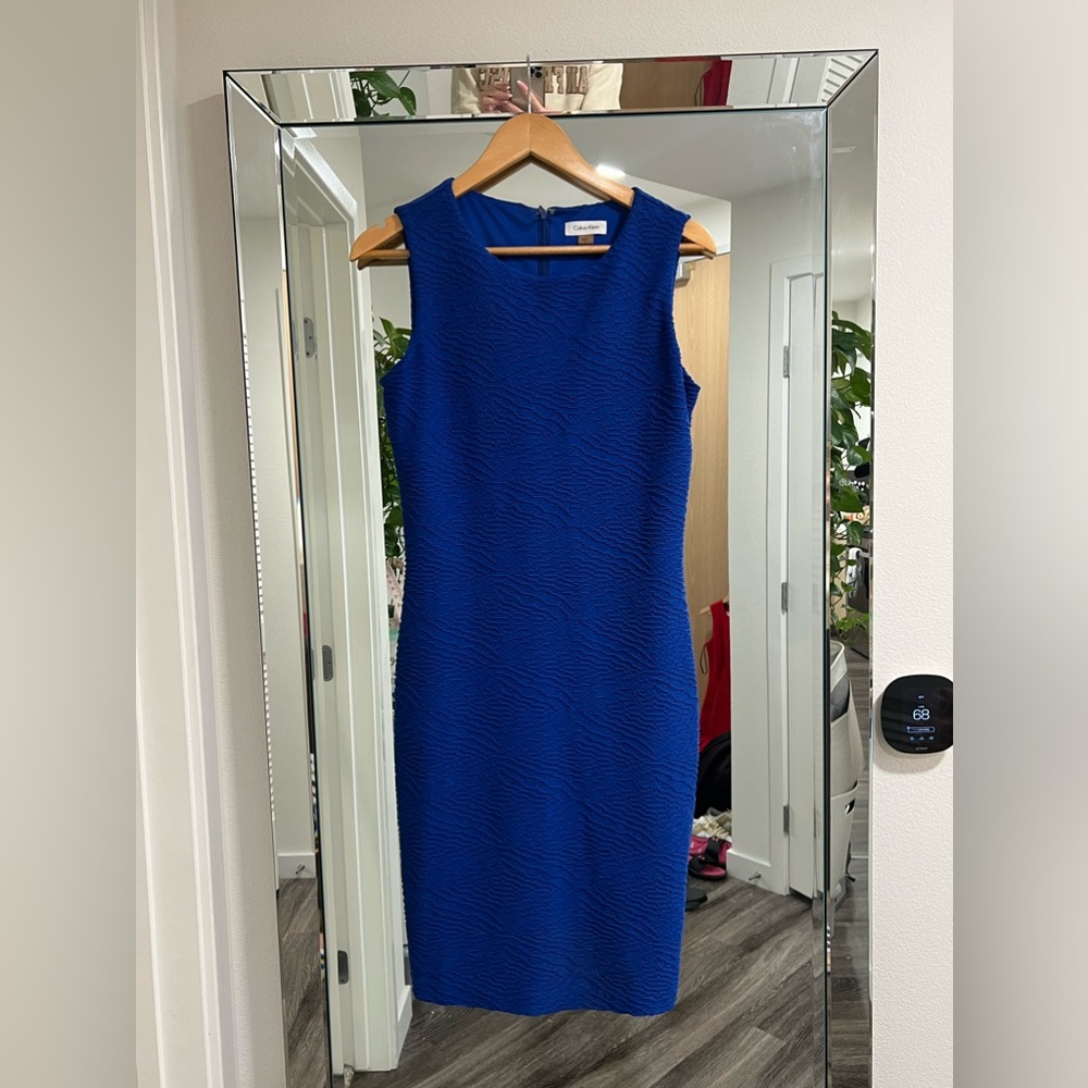 Beautiful Calvin Klein dress size 6 blue